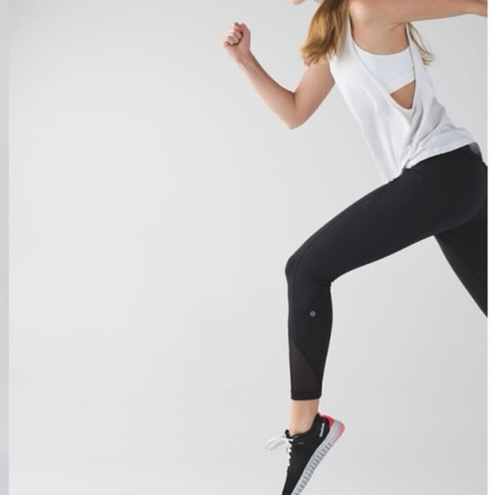 Lululemon Inspire Tight II Black Leggings Size 4 Mesh Panel Run Tights